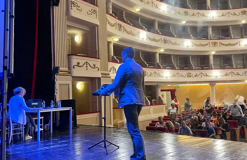 Interpretariato per eventi a Pesaro, fiere e congressi